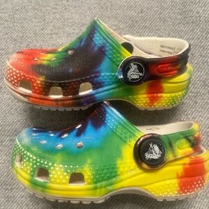 Toddler Colorful CROCS 6C Tie-Dye Marbled Rainbow Colors Slip On Shoes Size 6